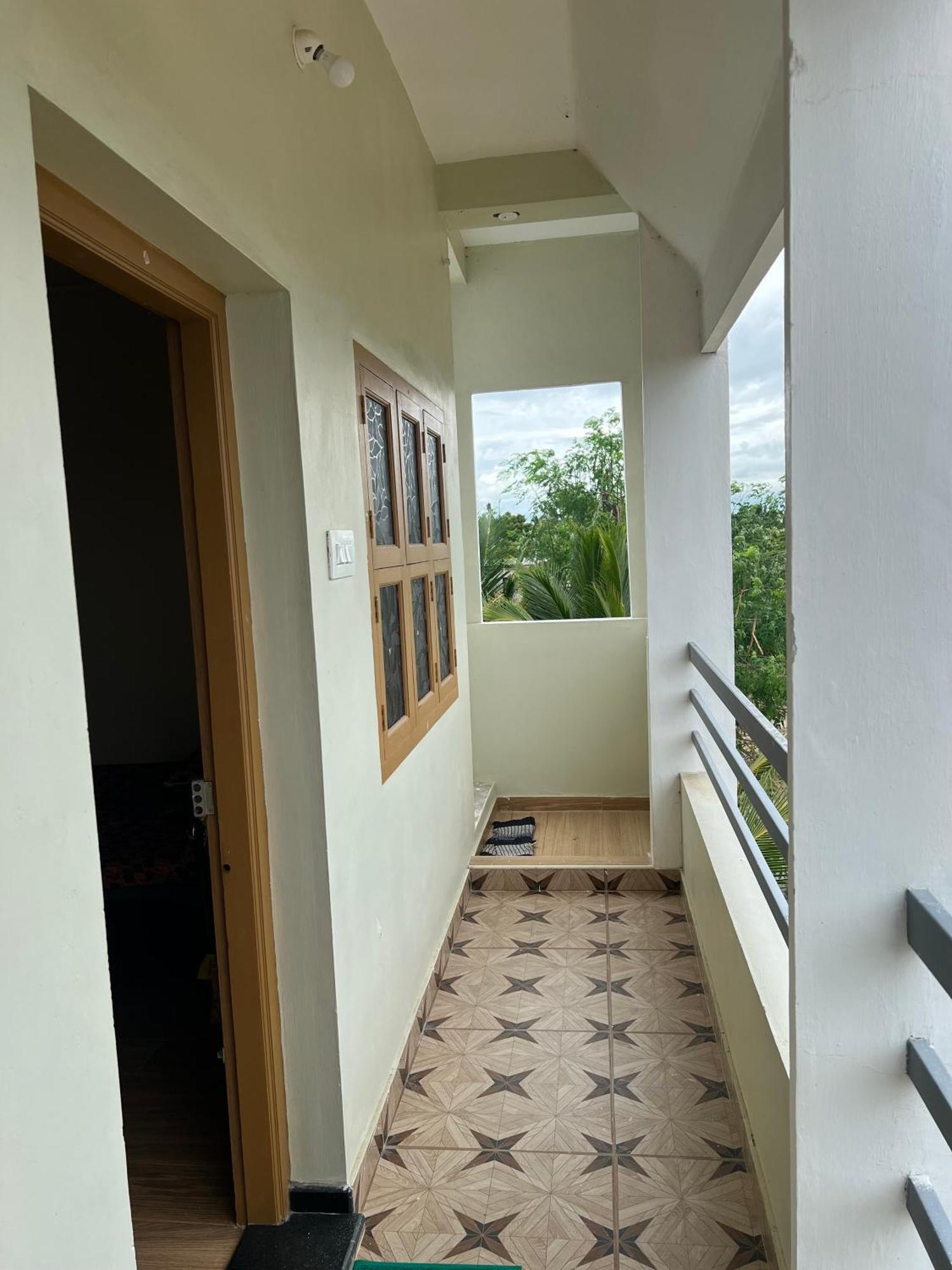 Villa Axv Tiruchchendur